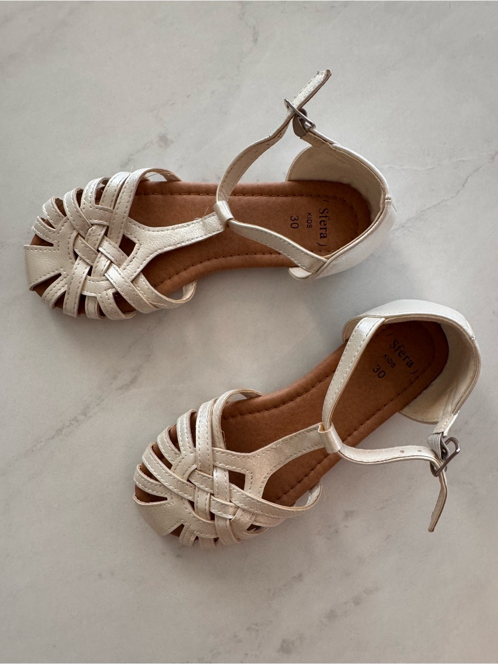 Sfera Girls White Strappy Buckle Ankle Sandals Closed Toe Flat US 12 EU 30